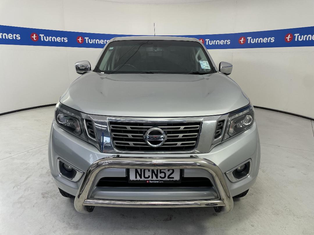 Photo '2' of Nissan Navara