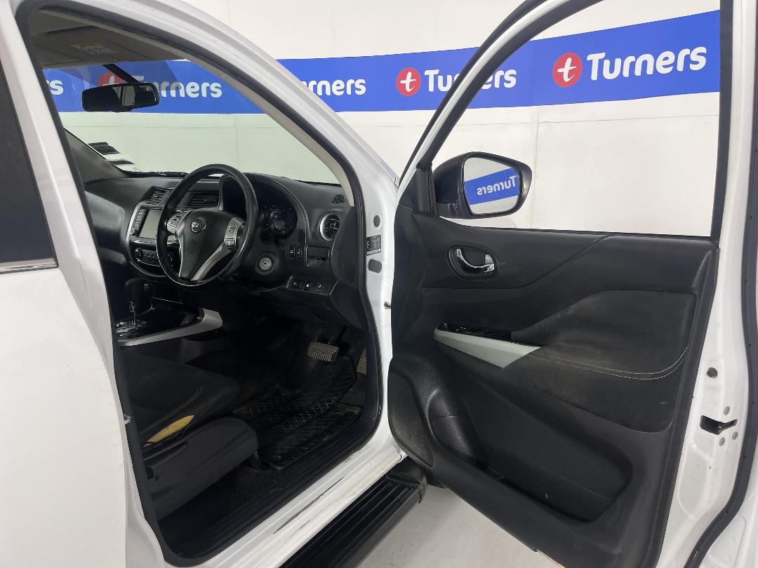 Photo '15' of Nissan Navara Photo '15' of Nissan Navara