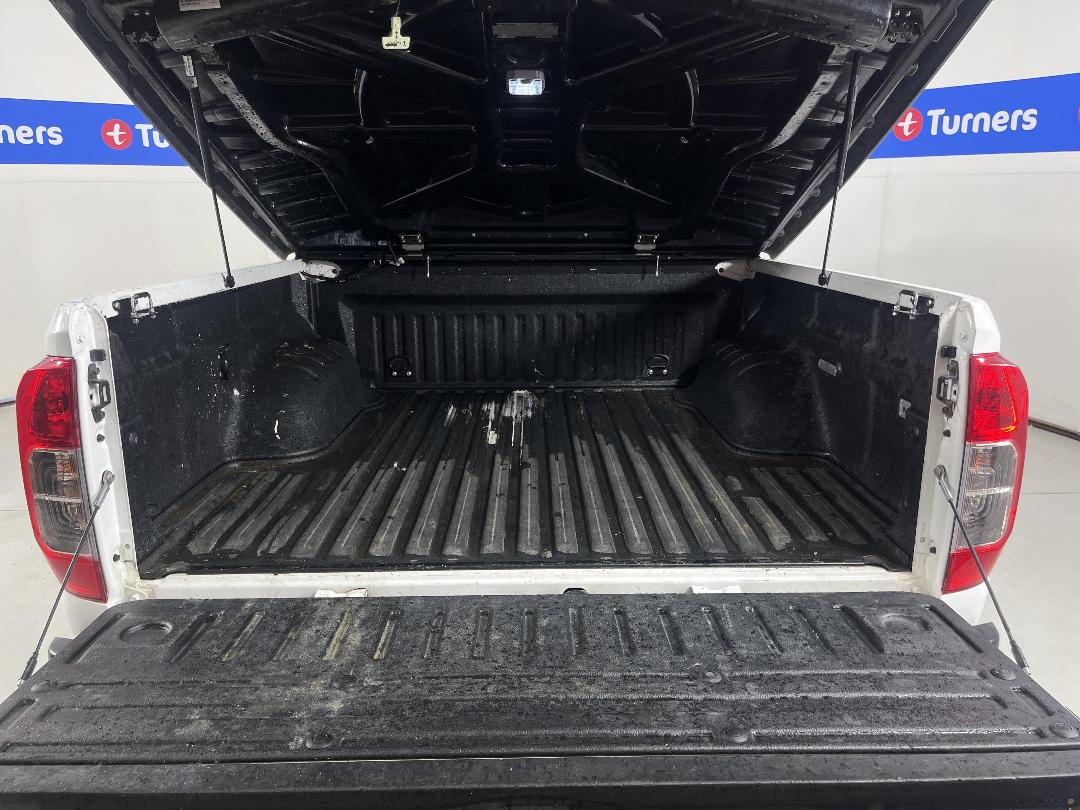 Photo '14' of Nissan Navara Photo '14' of Nissan Navara