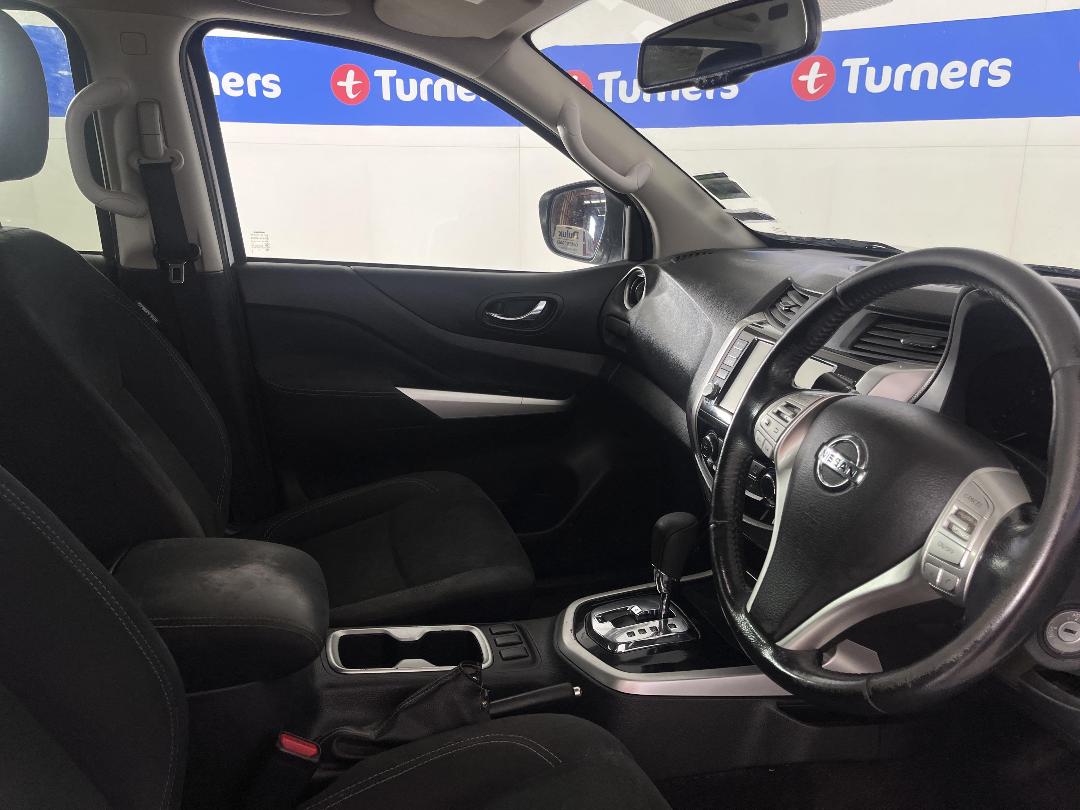 Photo '16' of Nissan Navara Photo '16' of Nissan Navara