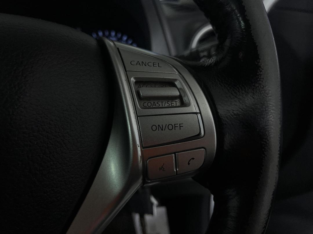 Photo '25' of Nissan Navara Photo '25' of Nissan Navara