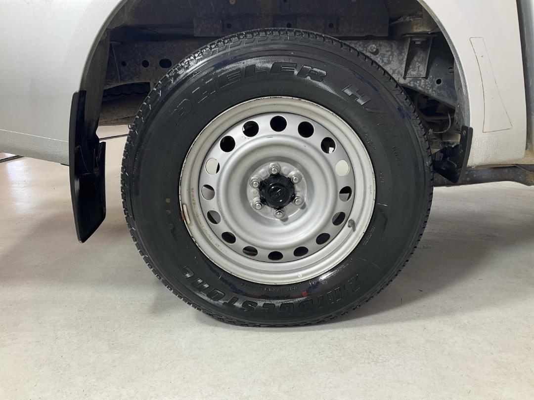 Photo '12' of Nissan Navara Photo '12' of Nissan Navara