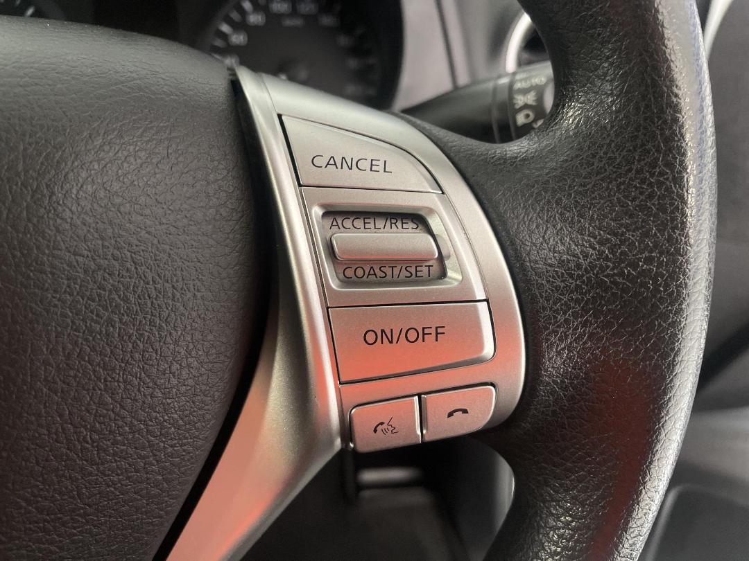 Photo '25' of Nissan Navara Photo '25' of Nissan Navara