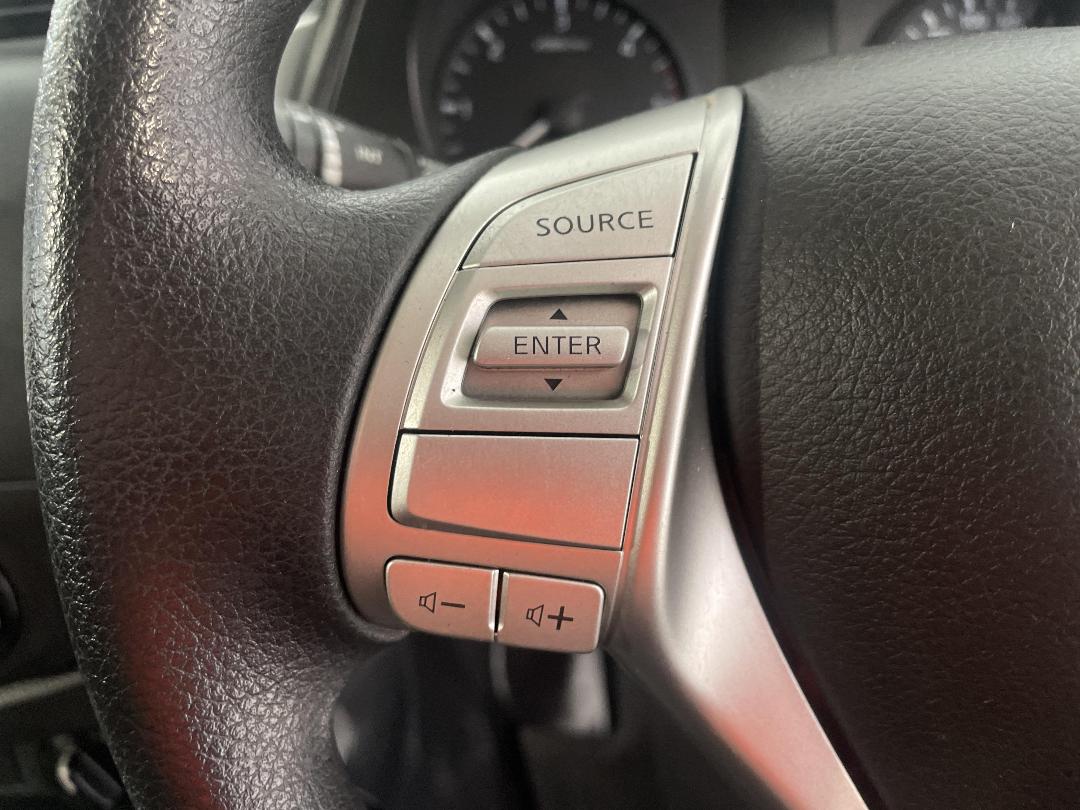 Photo '26' of Nissan Navara Photo '26' of Nissan Navara