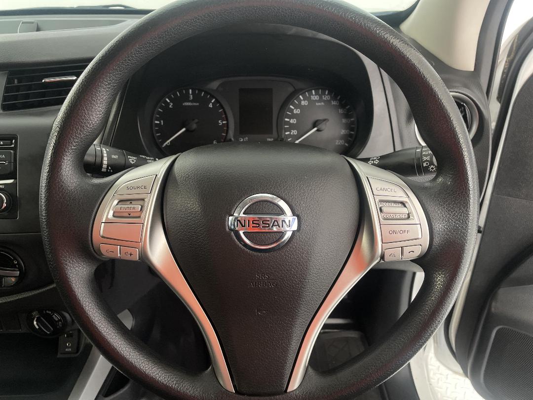 Photo '27' of Nissan Navara Photo '27' of Nissan Navara