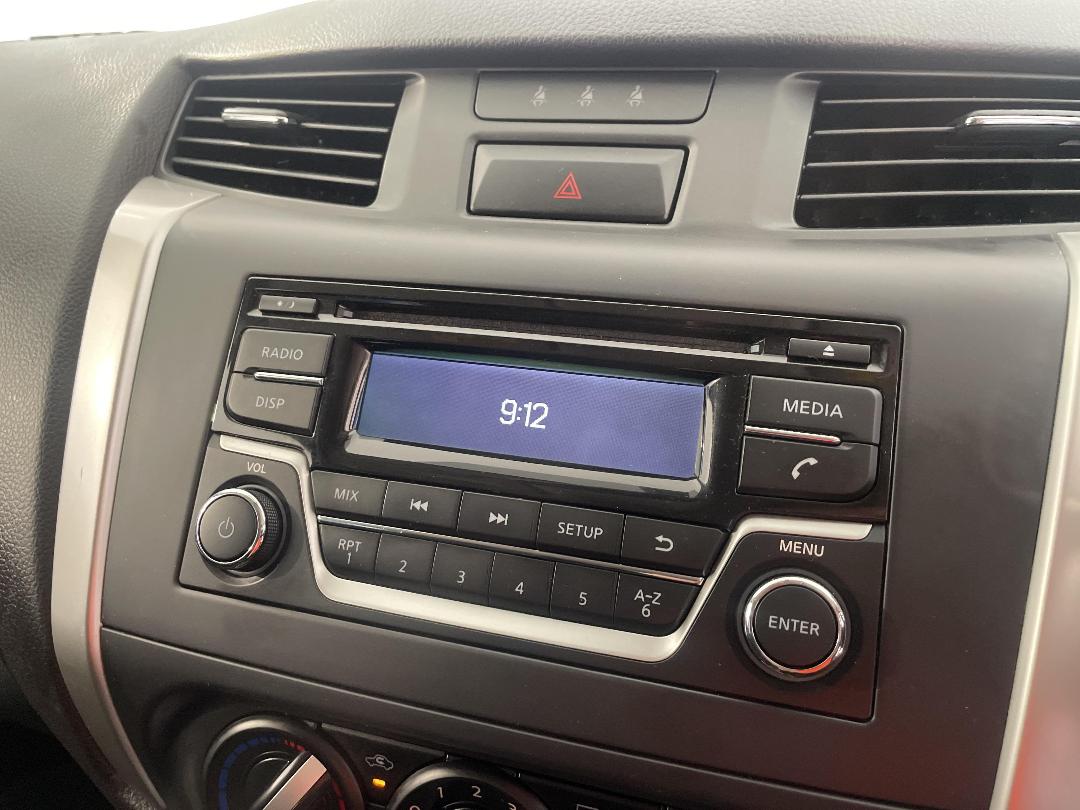 Photo '29' of Nissan Navara Photo '29' of Nissan Navara