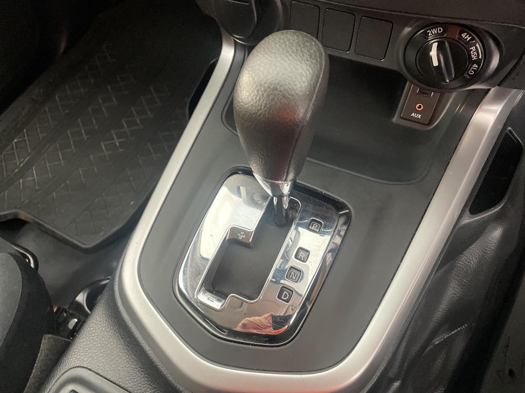 Photo '31' of Nissan Navara Photo '31' of Nissan Navara