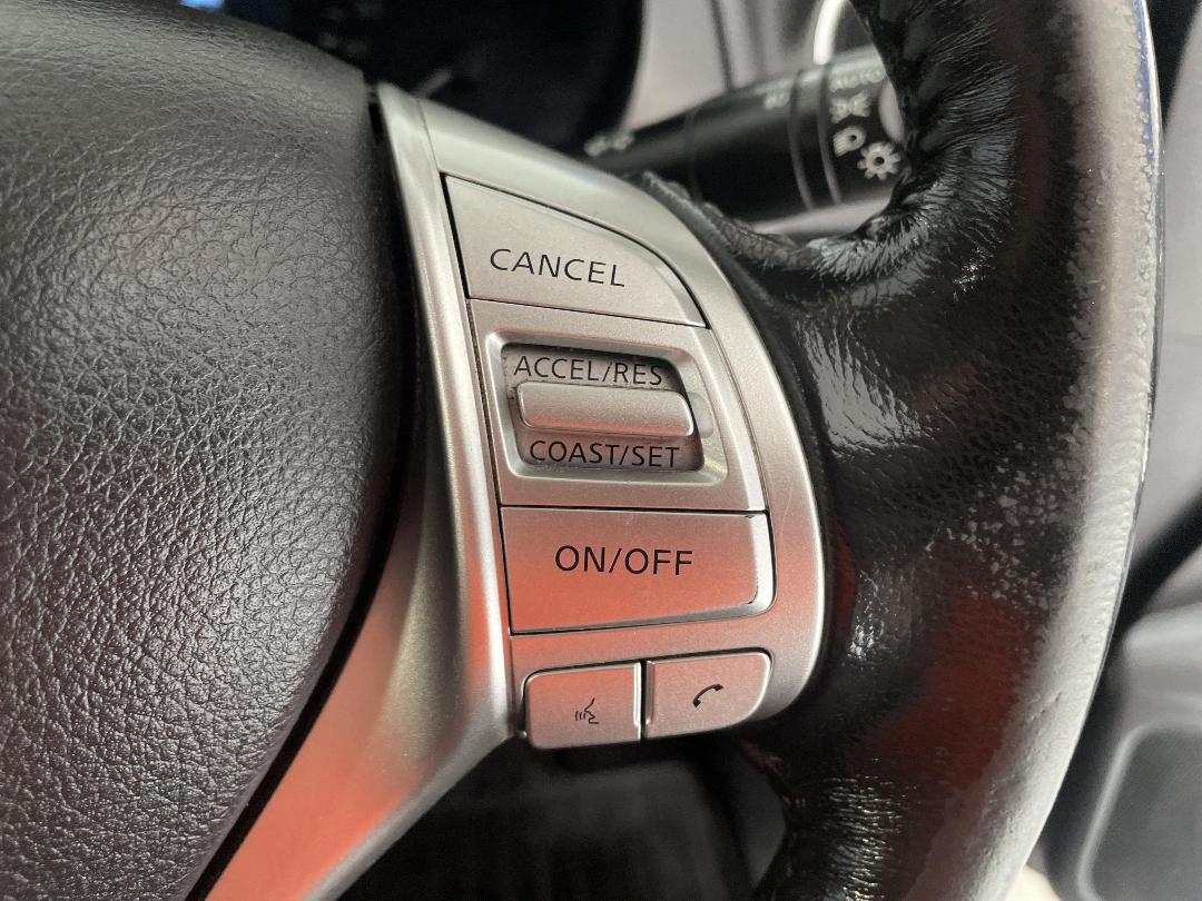 Photo '25' of Nissan Navara Photo '25' of Nissan Navara