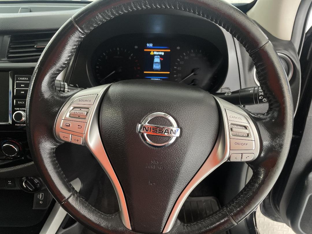 Photo '27' of Nissan Navara Photo '27' of Nissan Navara