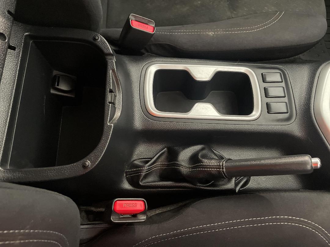 Photo '32' of Nissan Navara Photo '32' of Nissan Navara