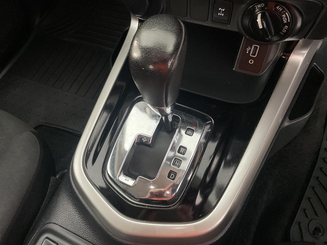 Photo '31' of Nissan Navara Photo '31' of Nissan Navara