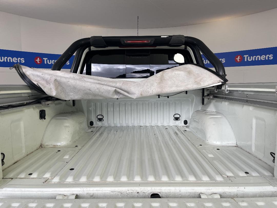 Photo '14' of Nissan Navara Photo '14' of Nissan Navara