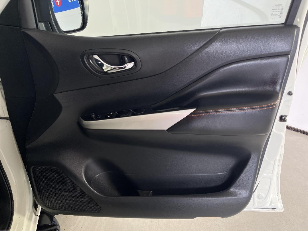 Photo '15' of Nissan Navara Photo '15' of Nissan Navara