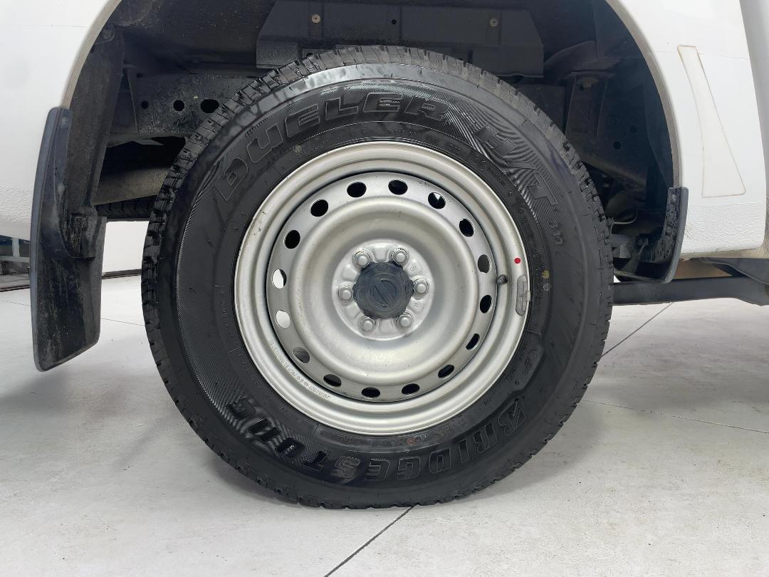 Photo '12' of Nissan Navara Photo '12' of Nissan Navara