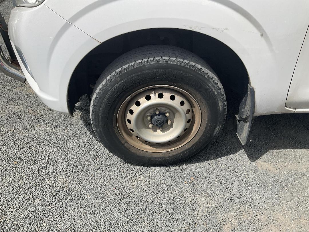 Photo '10' of Nissan Navara Photo '10' of Nissan Navara