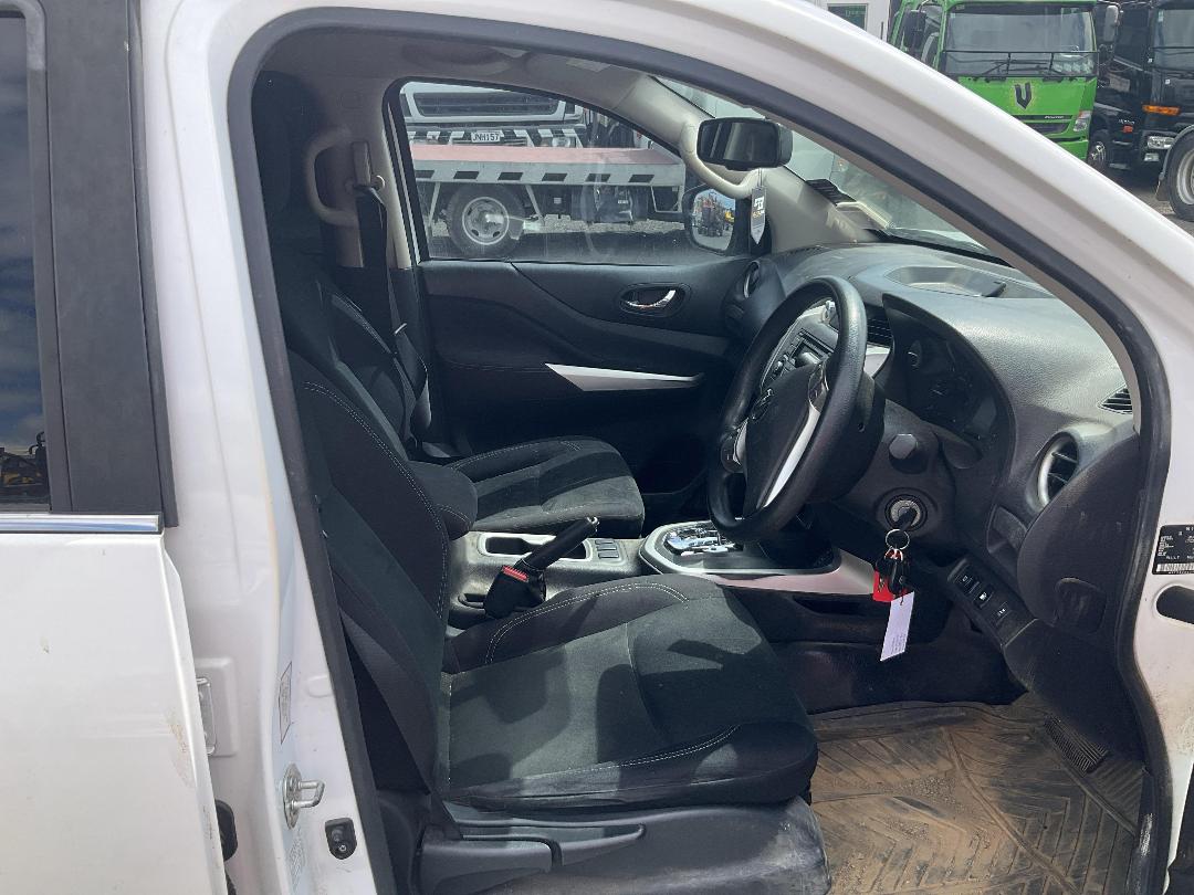 Photo '16' of Nissan Navara Photo '16' of Nissan Navara