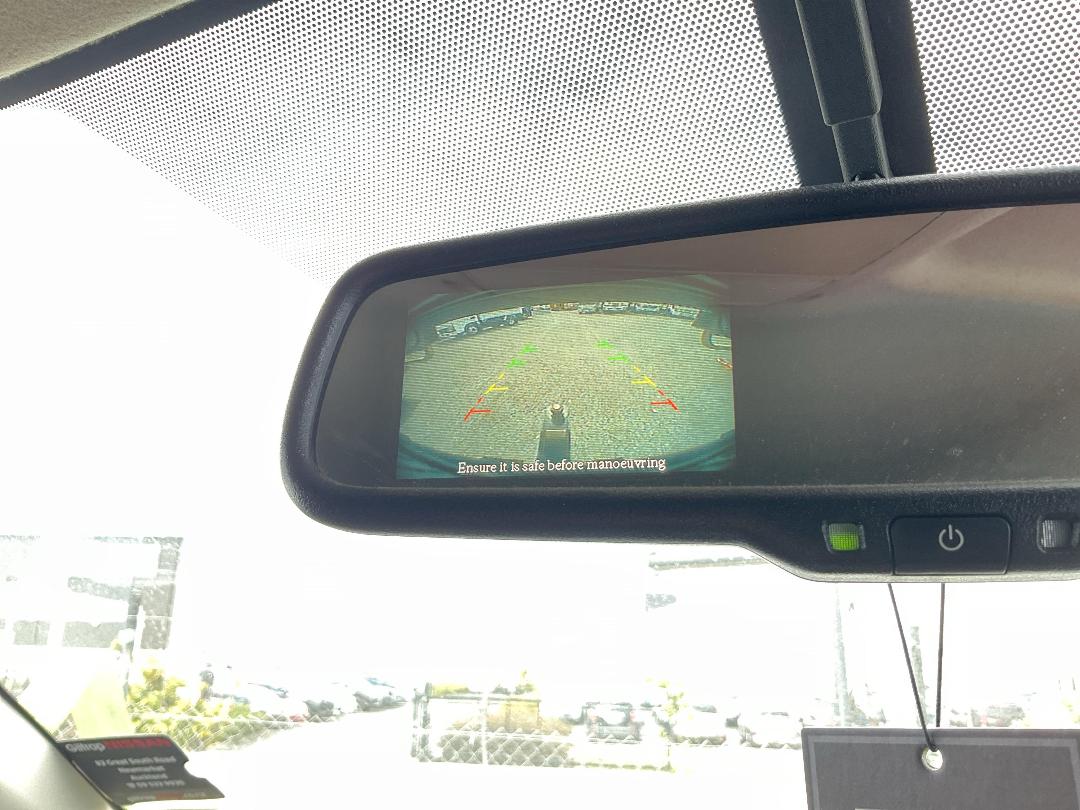 Photo '34' of Nissan Navara Photo '34' of Nissan Navara