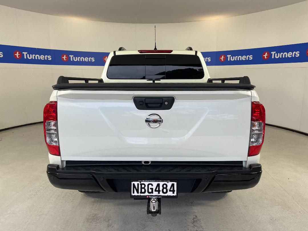 Photo '6' of Nissan Navara