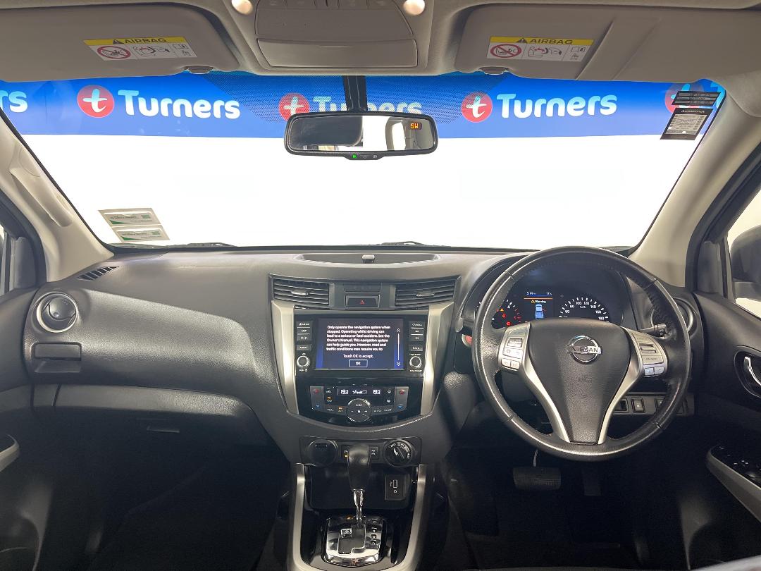 Photo '17' of Nissan Navara