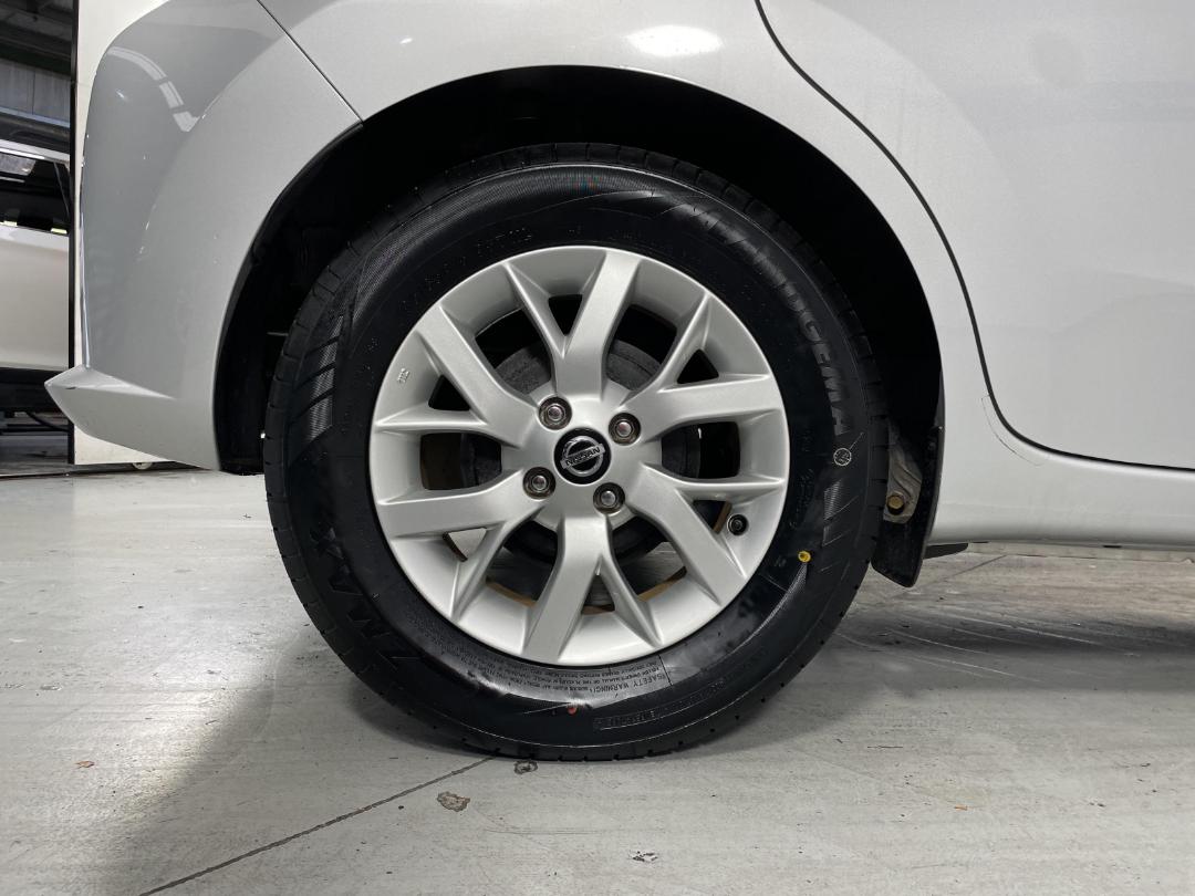 Photo '12' of Nissan Note Photo '12' of Nissan Note