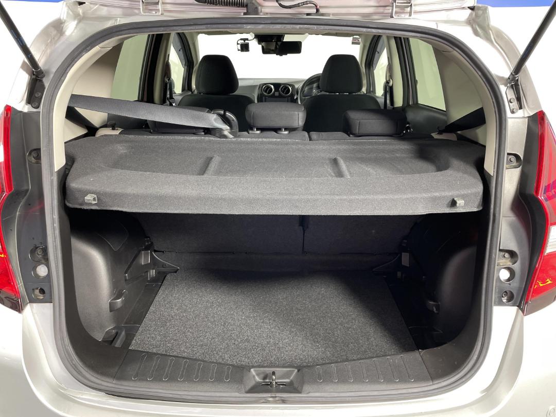 Photo '14' of Nissan Note Photo '14' of Nissan Note