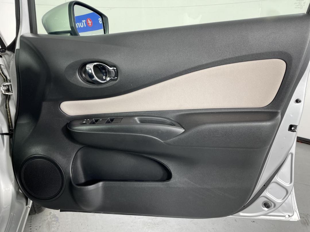 Photo '15' of Nissan Note Photo '15' of Nissan Note