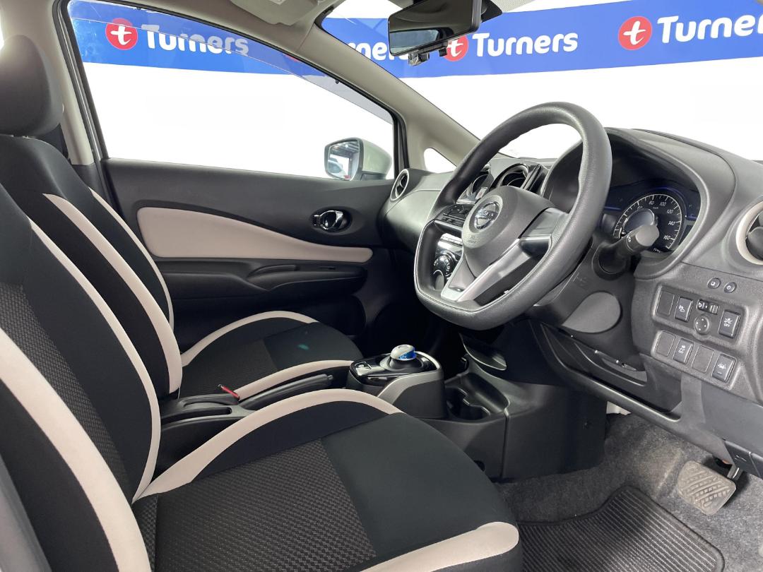 Photo '16' of Nissan Note Photo '16' of Nissan Note