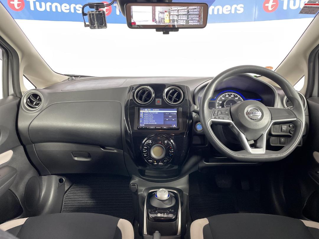 Photo '17' of Nissan Note Photo '17' of Nissan Note