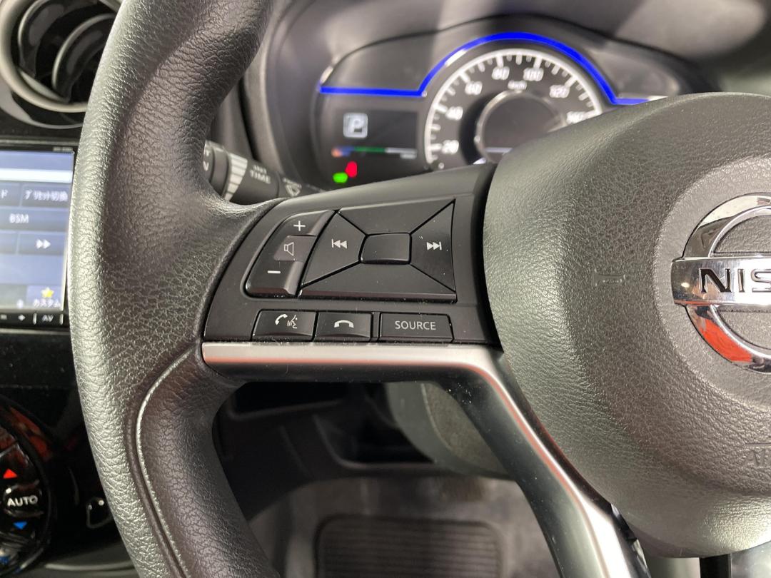 Photo '27' of Nissan Note Photo '27' of Nissan Note