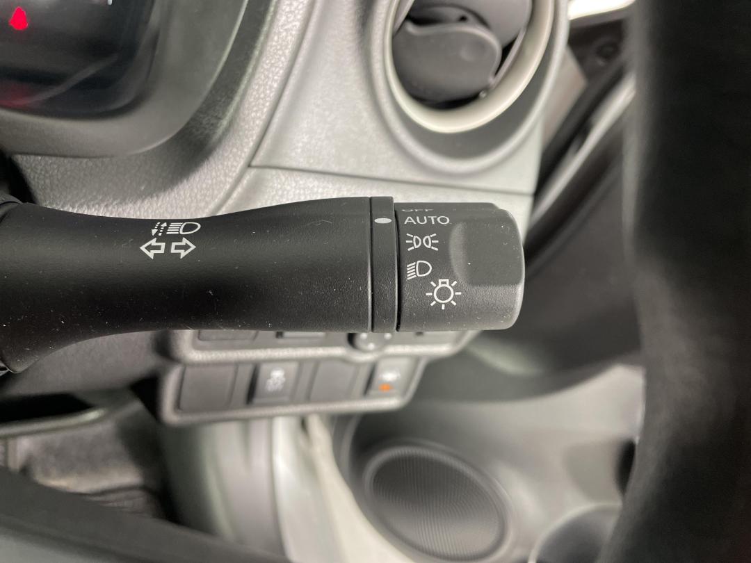 Photo '28' of Nissan Note Photo '28' of Nissan Note