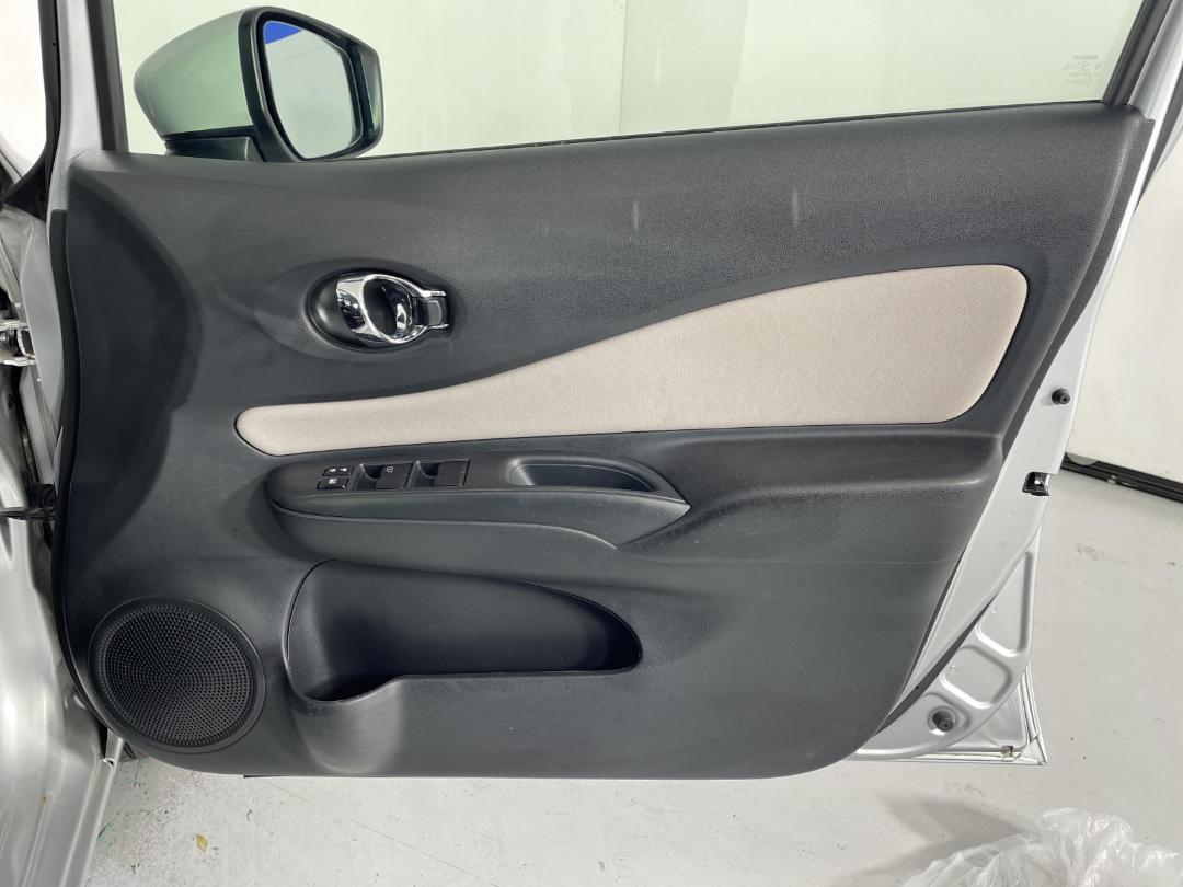 Photo '15' of Nissan Note Photo '15' of Nissan Note