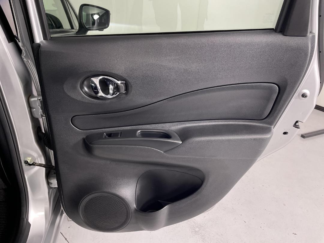 Photo '19' of Nissan Note Photo '19' of Nissan Note