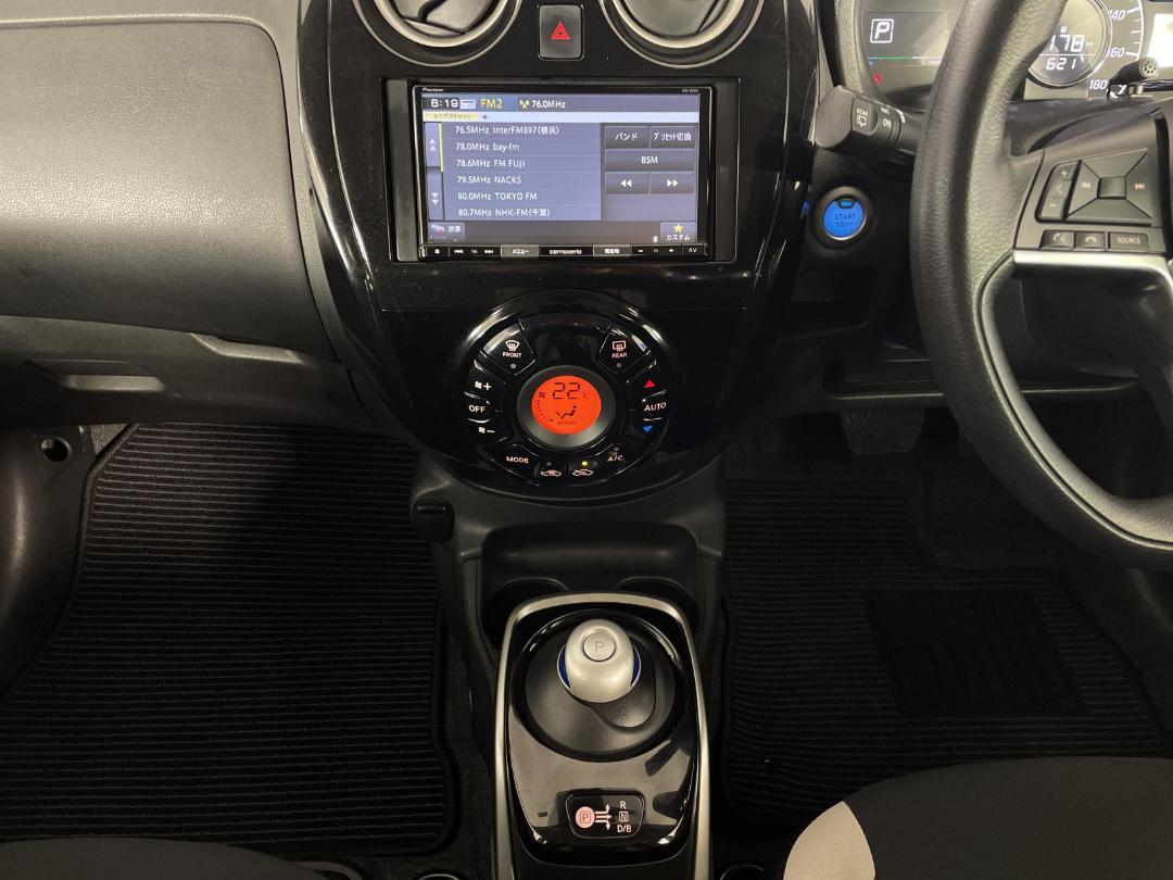 Photo '18' of Nissan Note Photo '18' of Nissan Note