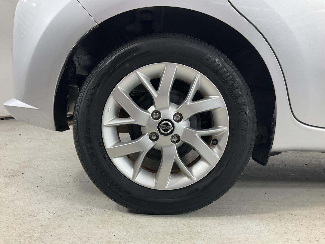 Photo '12' of Nissan Note Photo '12' of Nissan Note