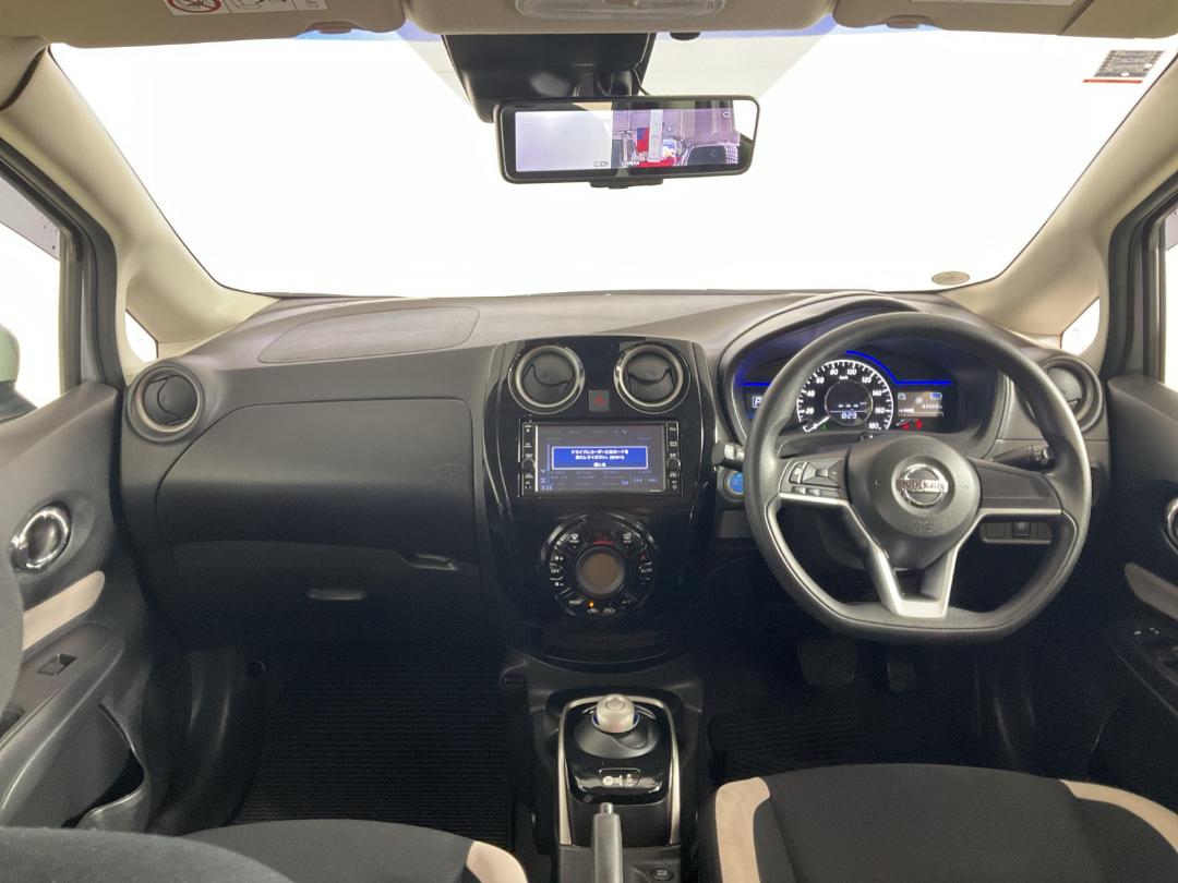 Photo '17' of Nissan Note Photo '17' of Nissan Note