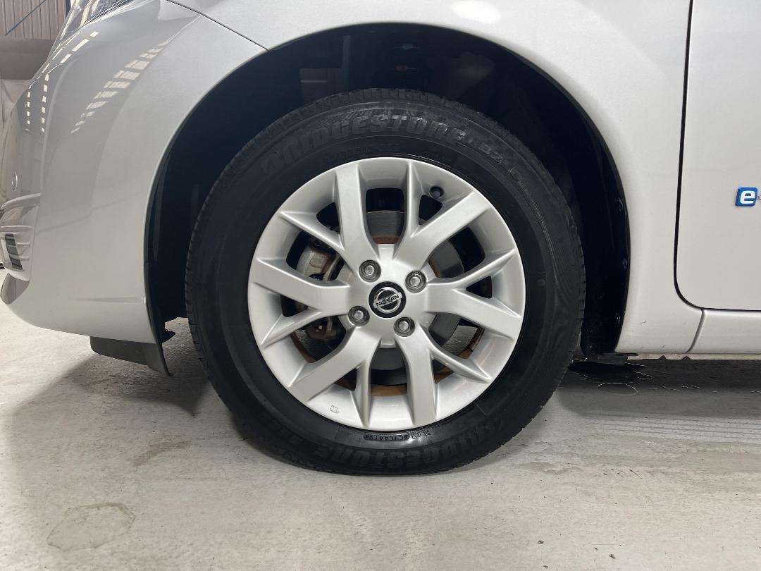 Photo '10' of Nissan Note