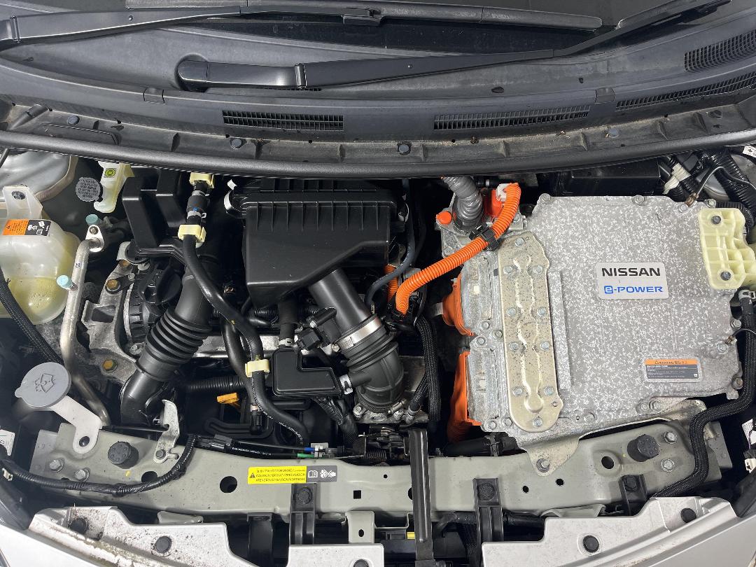 Photo '13' of Nissan Note