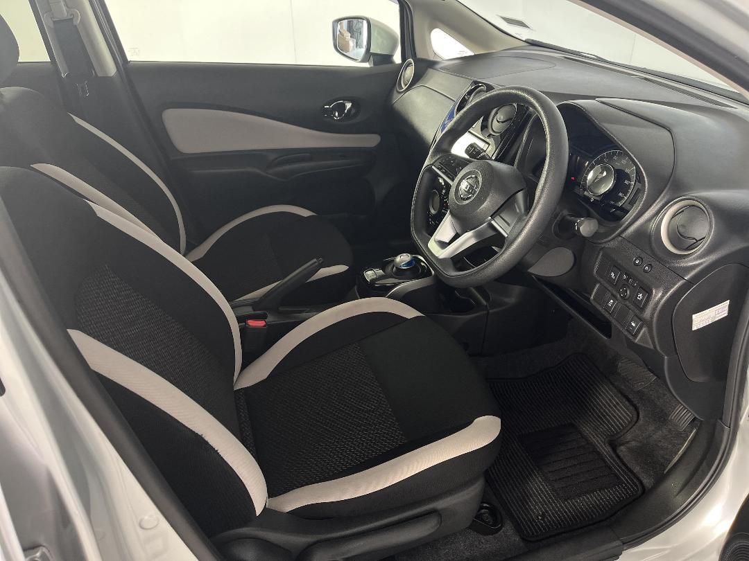 Photo '16' of Nissan Note