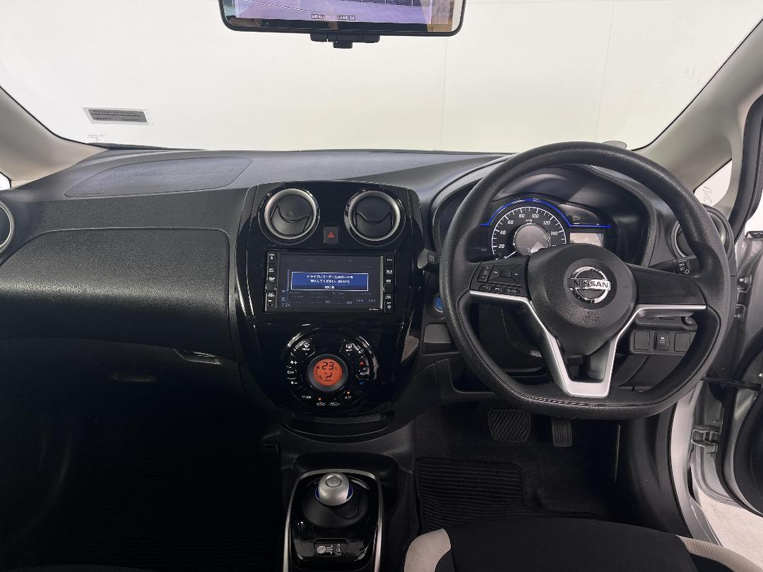 Photo '17' of Nissan Note