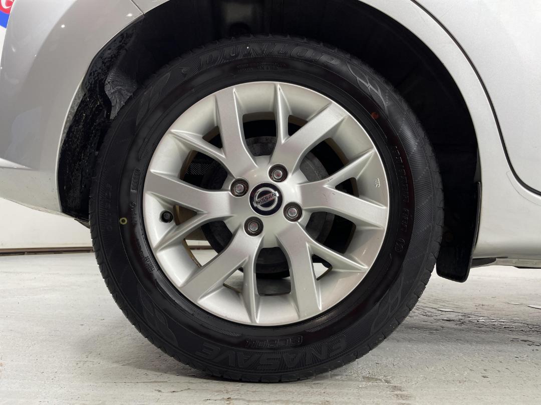 Photo '12' of Nissan Note Photo '12' of Nissan Note