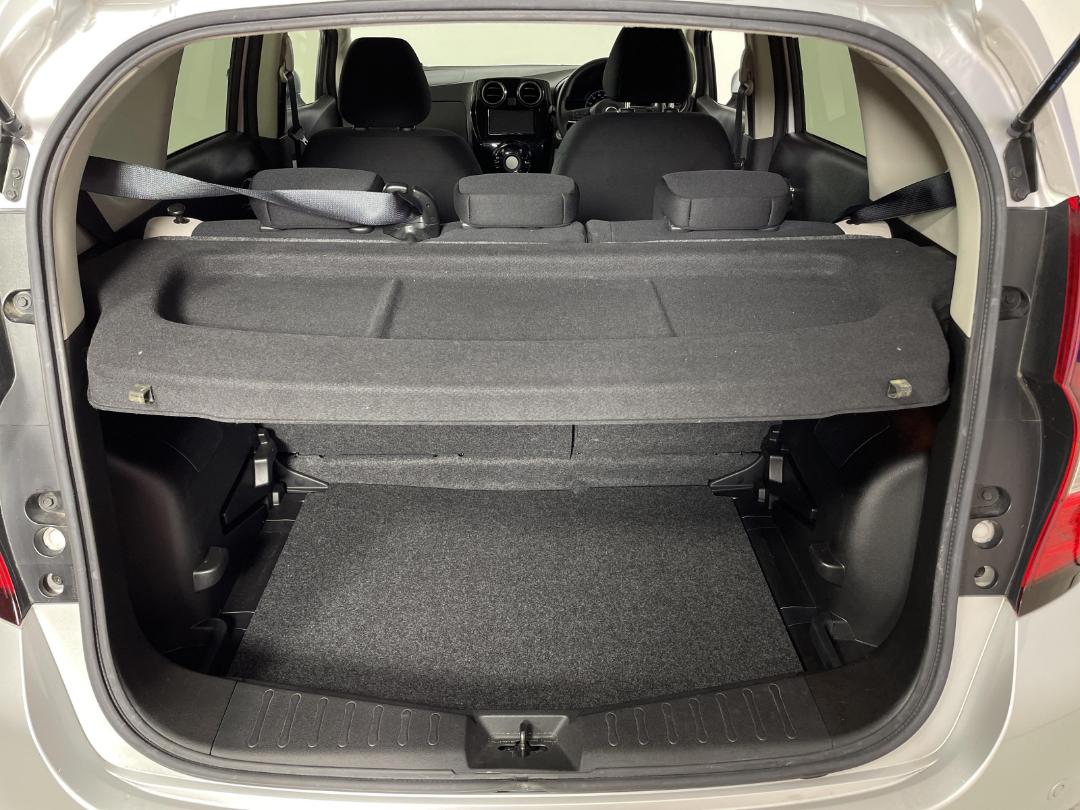 Photo '14' of Nissan Note Photo '14' of Nissan Note