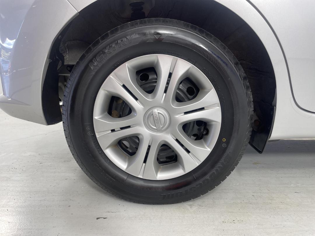 Photo '12' of Nissan Note Photo '12' of Nissan Note