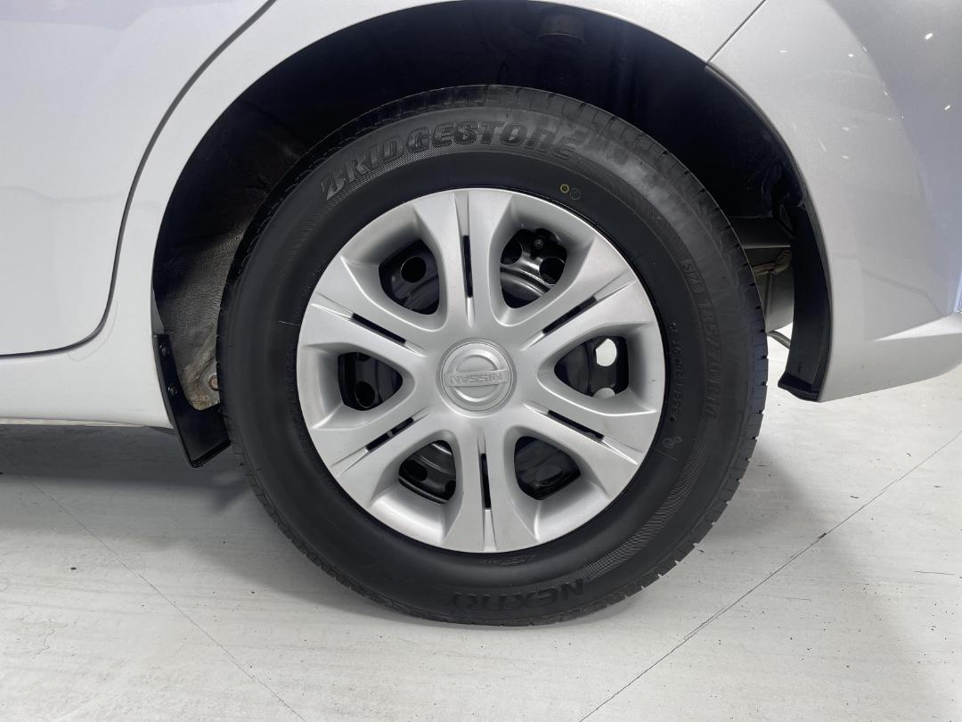 Photo '11' of Nissan Note Photo '11' of Nissan Note