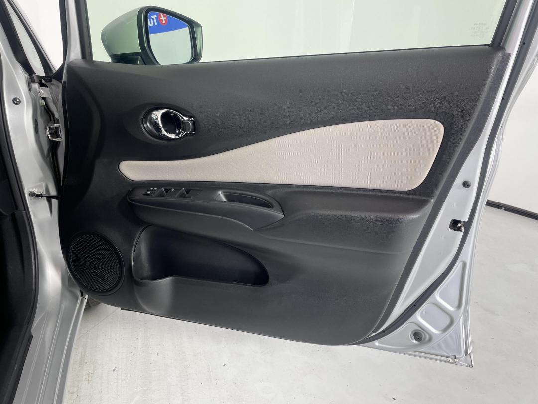 Photo '15' of Nissan Note Photo '15' of Nissan Note