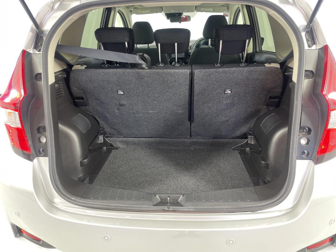 Photo '14' of Nissan Note Photo '14' of Nissan Note