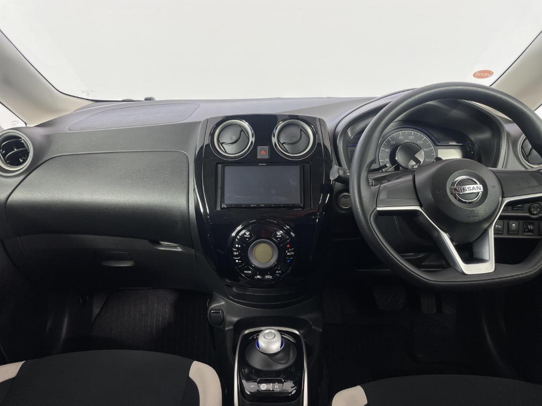 Photo '17' of Nissan Note Photo '17' of Nissan Note