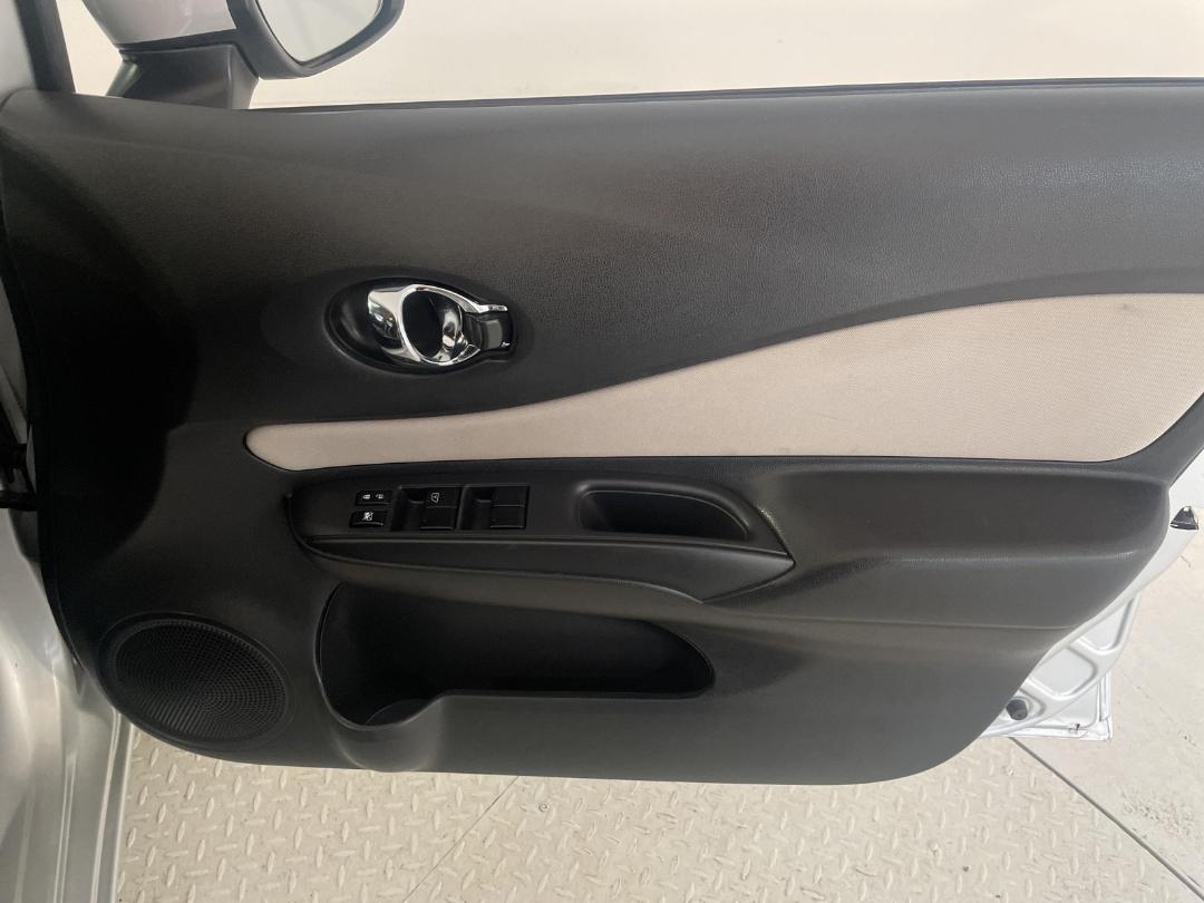 Photo '15' of Nissan Note Photo '15' of Nissan Note