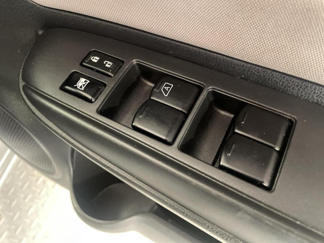 Photo '23' of Nissan Note Photo '23' of Nissan Note