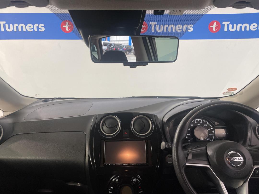 Photo '17' of Nissan Note Photo '17' of Nissan Note