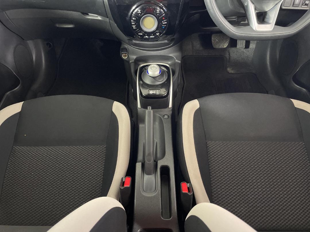 Photo '18' of Nissan Note Photo '18' of Nissan Note